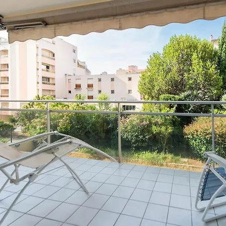 Bel En Bord De A Juan Les Pins 앙티브